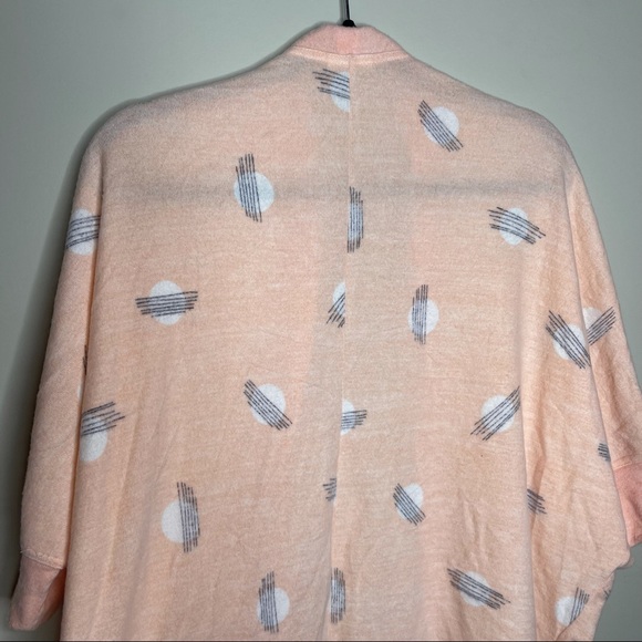 LulaRoe Tracy Cocoon peach dolman sleeve open cardigan sweater sz s - Picture 9 of 9